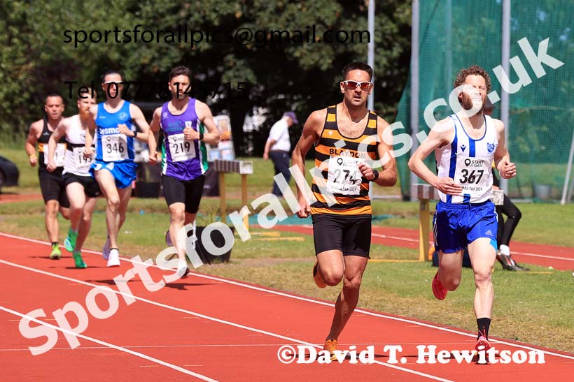 Mens 800 metres, 2024 NE Masters Track and Field Champs., Monkton Stadium, Jarrow.  Photo: David T. Hewitson/Sports for All Pics